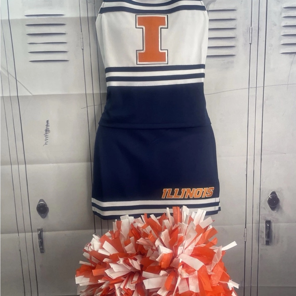 University of Illinois Cheerleader Outfit - Picture 3 of 5